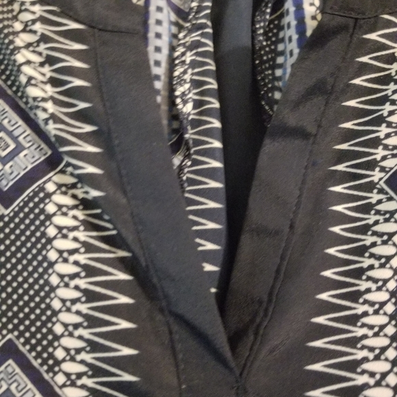 Roz & Ali Blouse - Picture 4 of 5